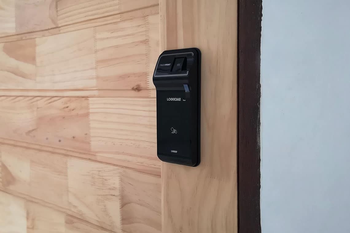 Digital Door Lock ยี่ห้อไหนดี